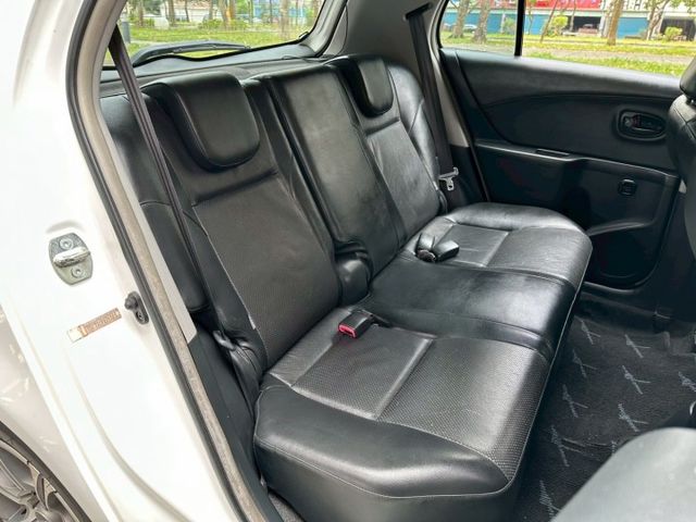 YARIS  第7張相片
