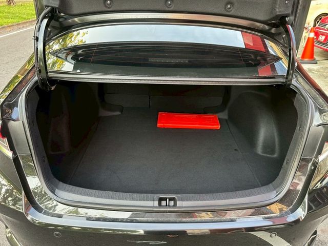 ALTIS  第12張相片