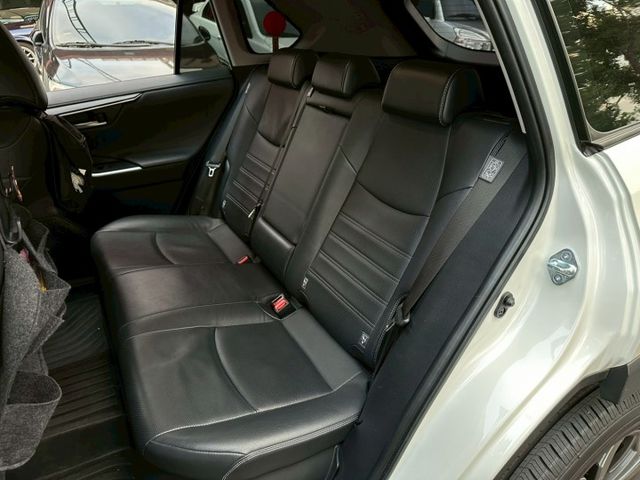 RAV4  第7張相片