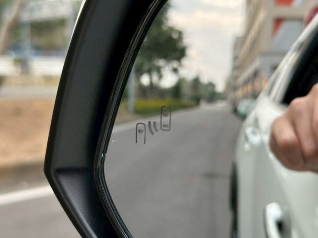 RAV4  第16張相片