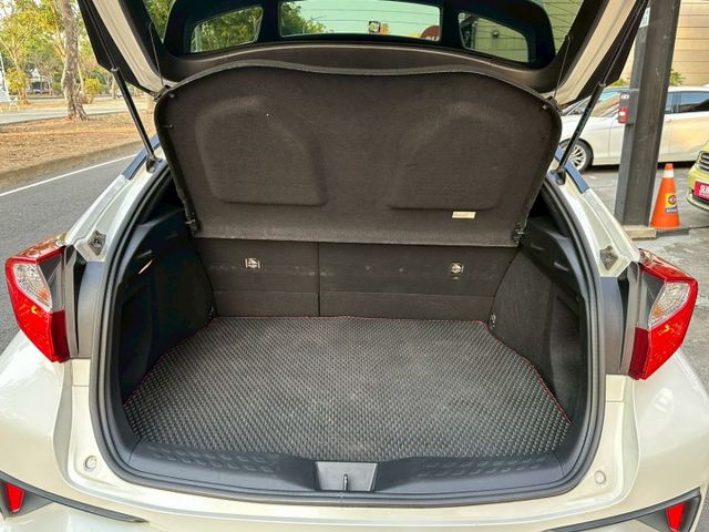 C-HR  第13張相片