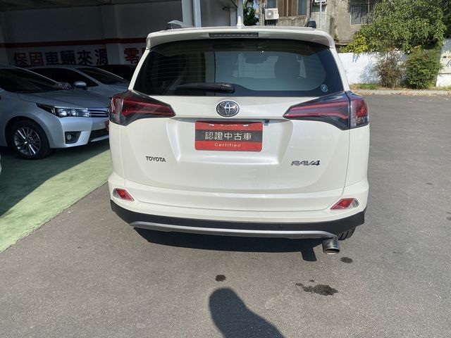 RAV4 2.0  第6張相片