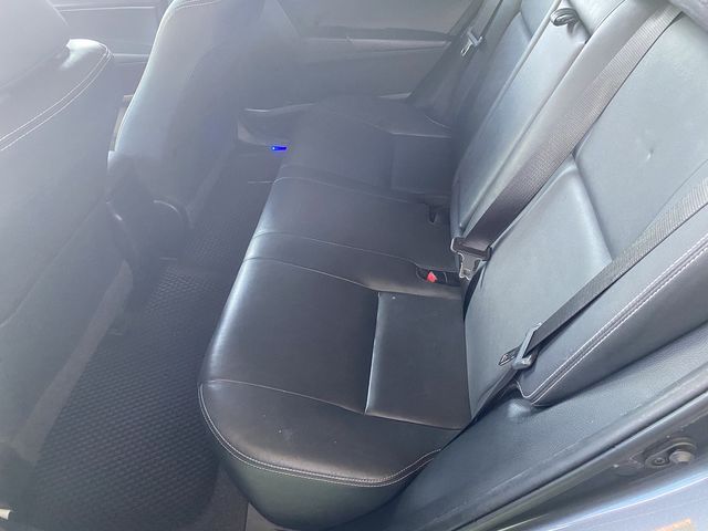 ALTIS 1.8  第9張相片