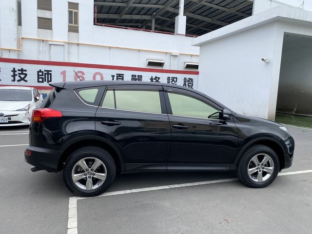 RAV4 2.0  第4張相片