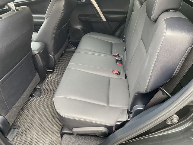 RAV4 2.0  第9張相片
