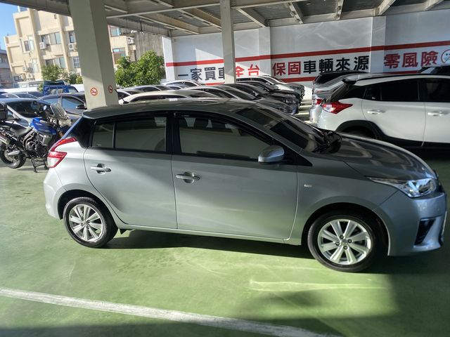 YARIS 1.5  第4張相片