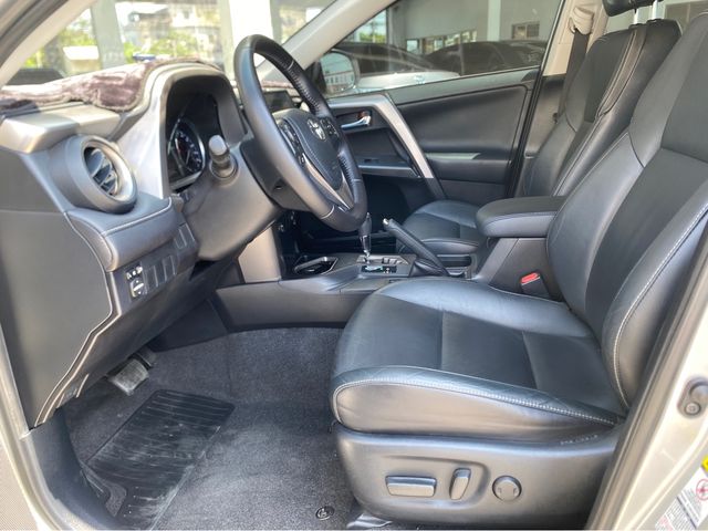 RAV4 2.0  第7張相片