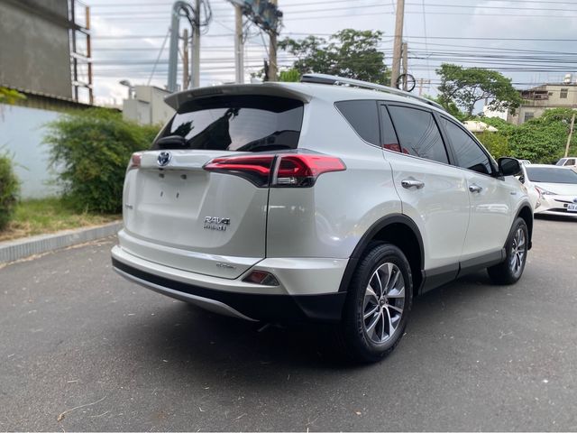RAV4 2.5HV 4WD  第5張相片