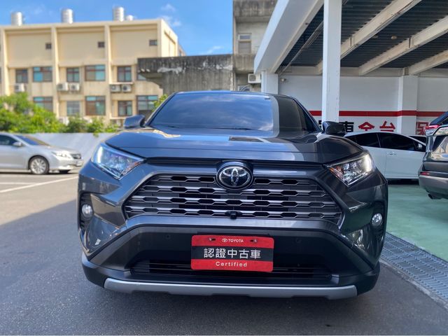 RAV4 2.0  第2張相片