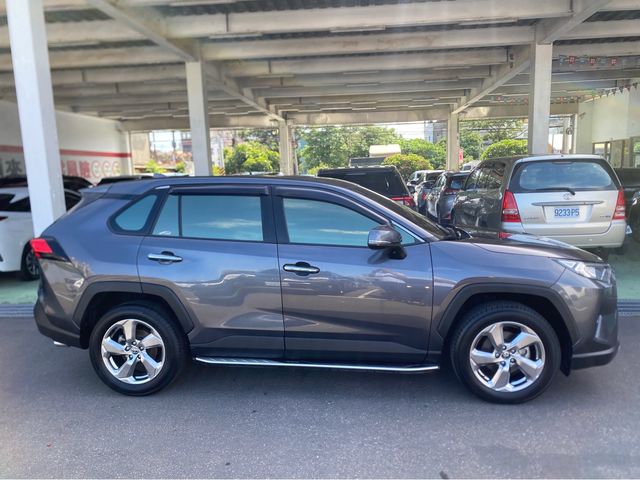 RAV4 2.0  第4張相片