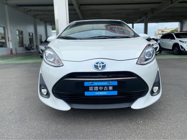 PRIUS C 1.5  第2張相片