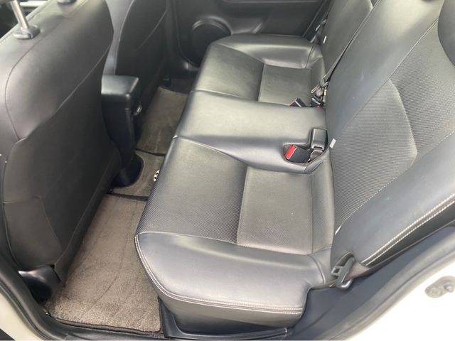 PRIUS C 1.5  第9張相片