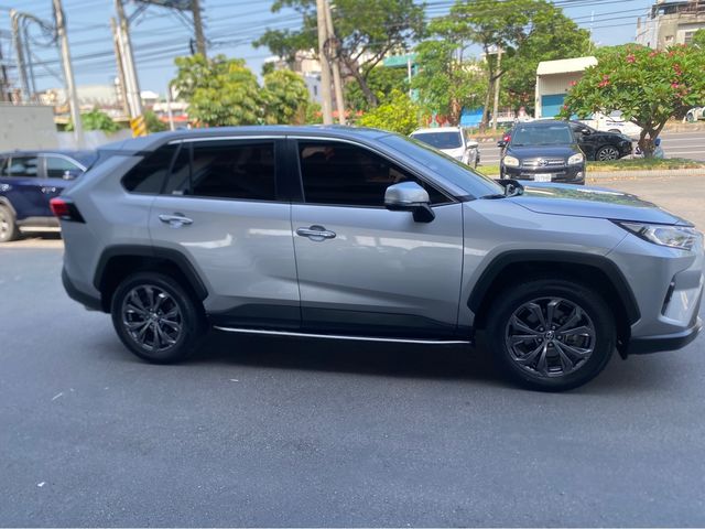 RAV4 2.0  第4張相片