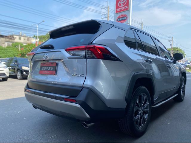 RAV4 2.0  第5張相片