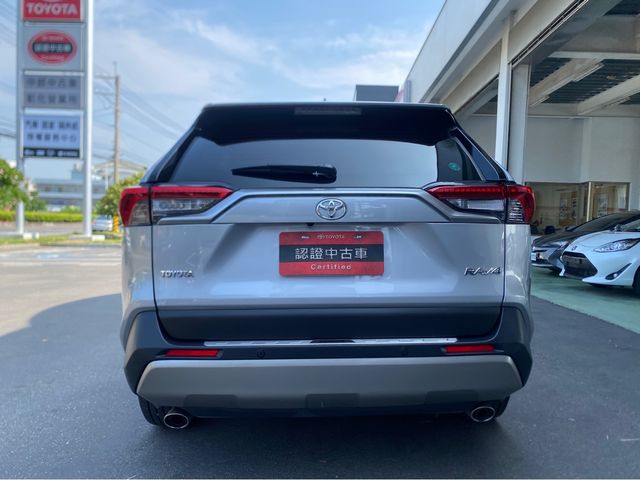 RAV4 2.0  第6張相片