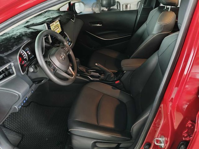 ALTIS 1.8  第8張相片