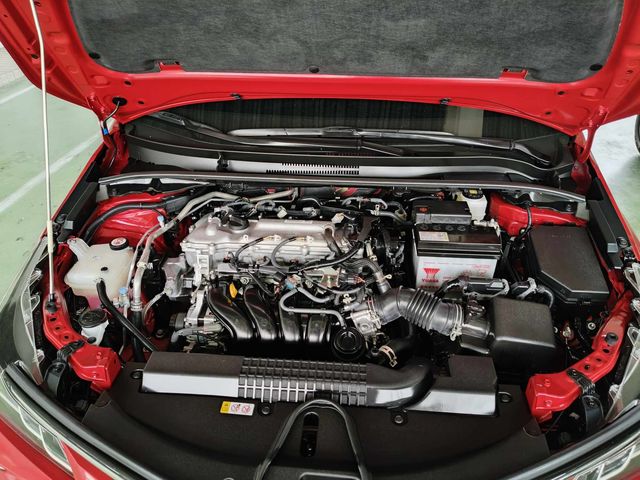 ALTIS 1.8  第10張相片
