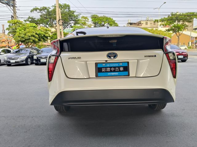 PRIUS 1.8  第5張相片