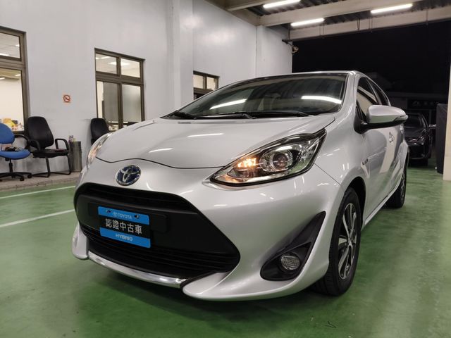 PRIUS C 1.5  第1張相片
