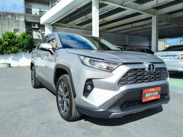 RAV4 2.0  第3張相片