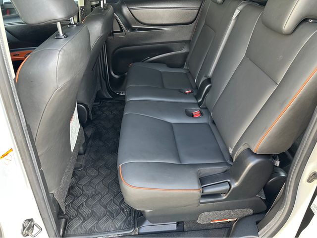 SIENTA 1.8  第9張相片