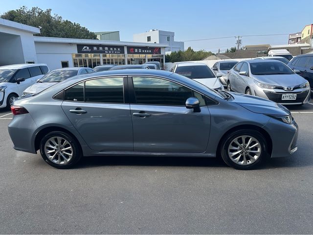 ALTIS 1.8  第4張相片