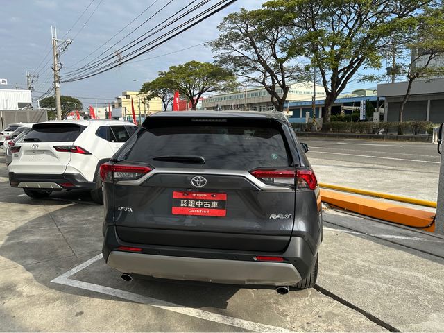 RAV4 2.0  第6張相片