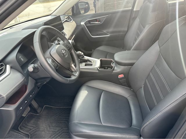 RAV4 2.0  第9張相片