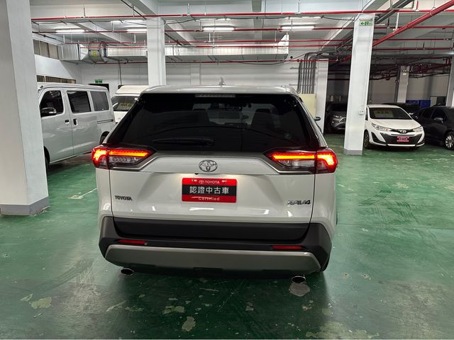 RAV4 2.0  第6張相片