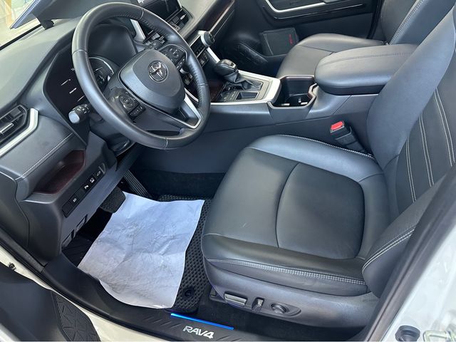 RAV4 2.0  第9張相片