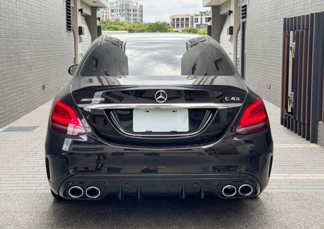 C-CLASS SEDAN W205  第3張相片