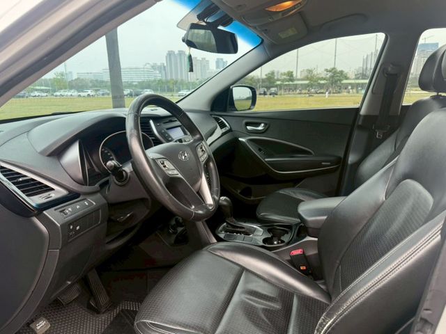 SANTA FE  第3張相片