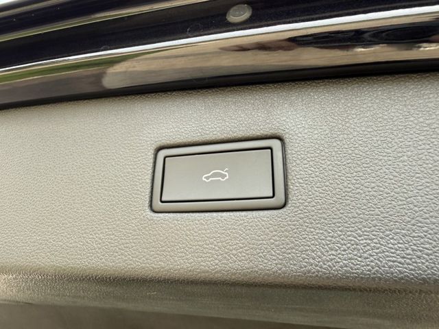 TIGUAN  第9張相片