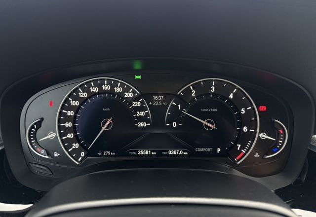 5 SERIES SEDAN G30  第2張相片