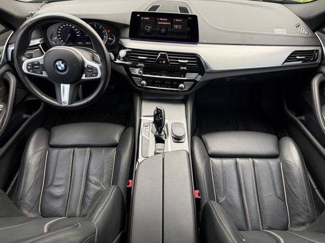 5 SERIES SEDAN G30  第3張相片