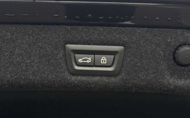 5 SERIES SEDAN G30  第12張相片