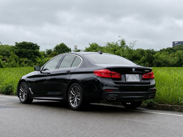 5 SERIES SEDAN G30  第15張相片