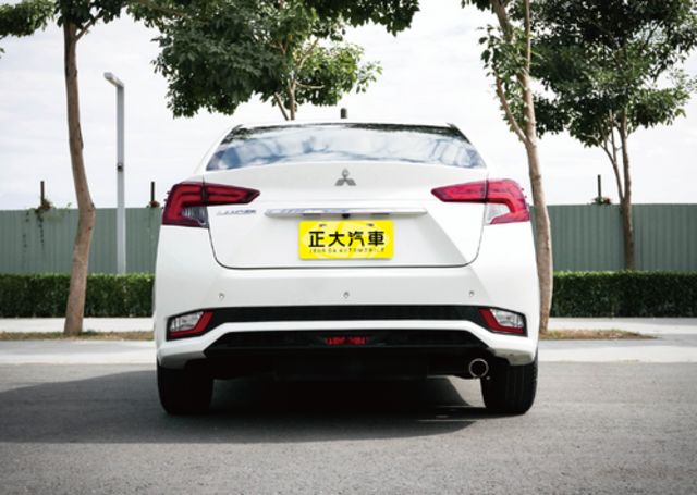 MITSUBISHI三菱 GRAND LANCER  第4張相片