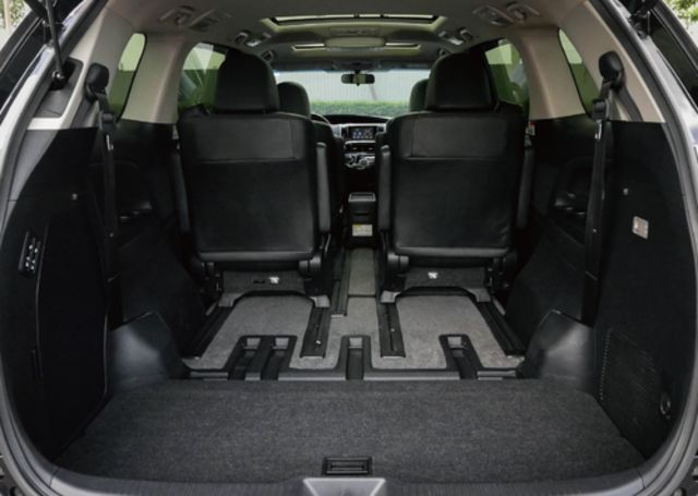 TOYOTA豐田 PREVIA  第5張相片