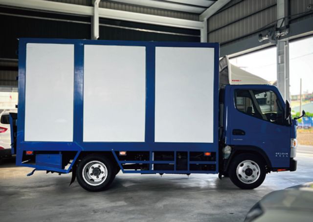 MITSUBISHI三菱 CANTER  第4張相片