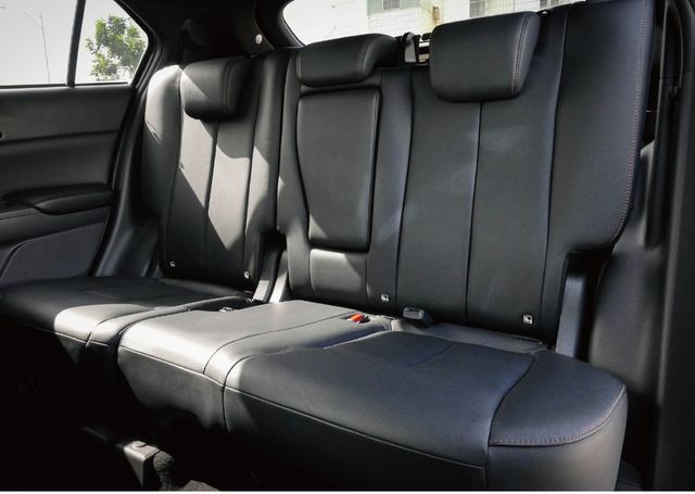 MITSUBISHI三菱 ECLIPSE  第8張相片