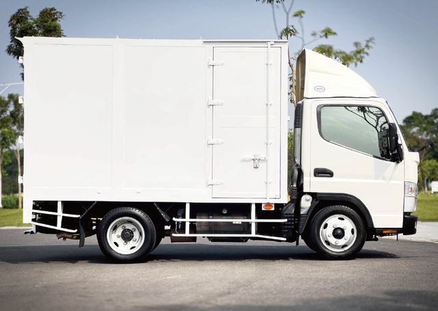 MITSUBISHI三菱 CANTER  第4張相片