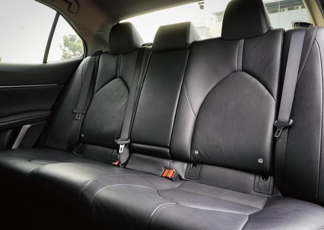 TOYOTA豐田 CAMRY  第8張相片