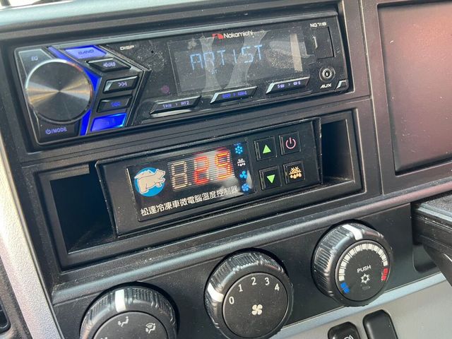 MITSUBISHI三菱 CANTER  第7張相片