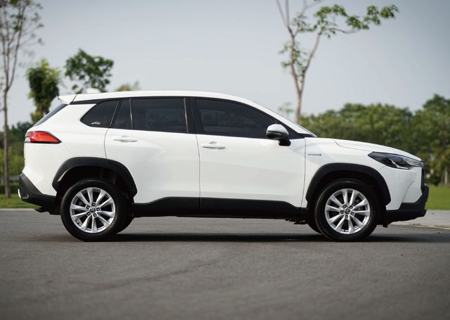 TOYOTA豐田 COROLLA CROSS HYBRID  第4張相片