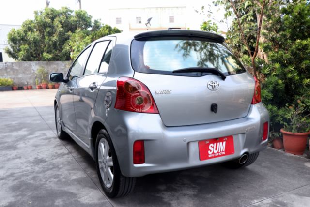 TOYOTA豐田 YARIS  第2張相片