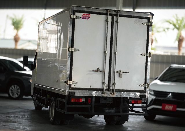 MITSUBISHI三菱 CANTER  第3張相片