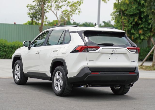 TOYOTA豐田 RAV4  第3張相片