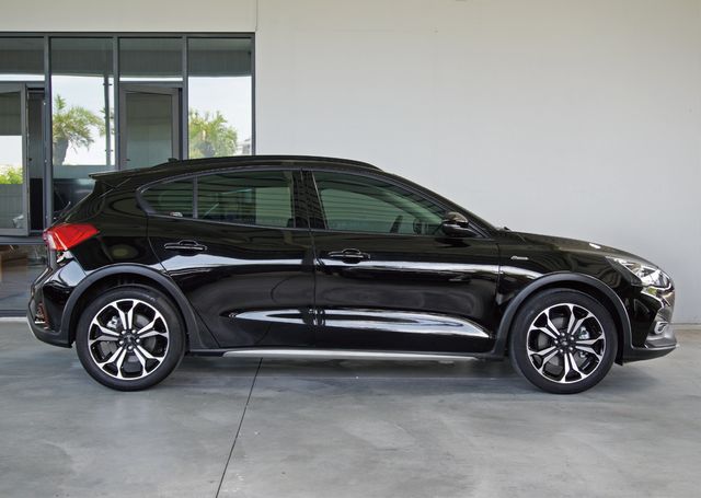 FORD福特 FOCUS ACTIVE  第4張相片