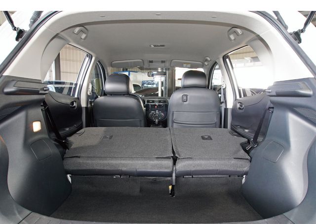 NISSAN日產 TIIDA  第5張相片